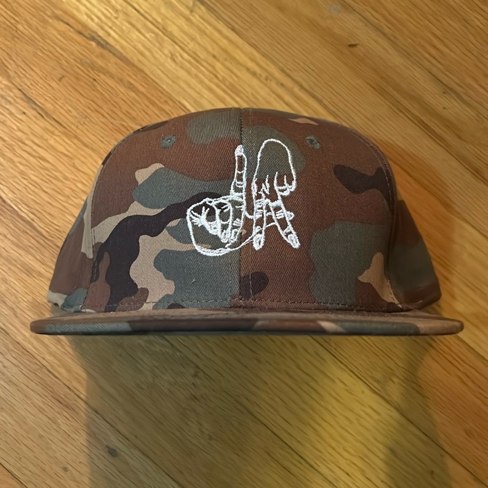 Estevan Oriol “LA Fingers” Snapback